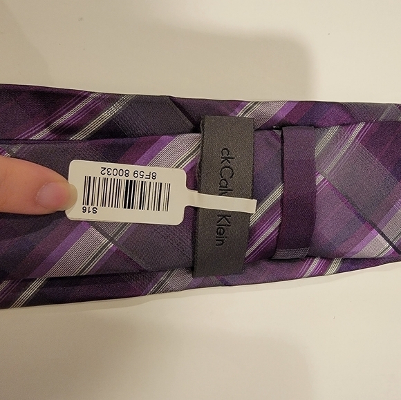 NWT CK Calvin Klien 100% silk tie - Picture 5 of 5
